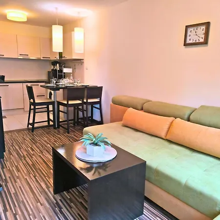 Warm Evenings And Free Bottle Of Wine In Perun *