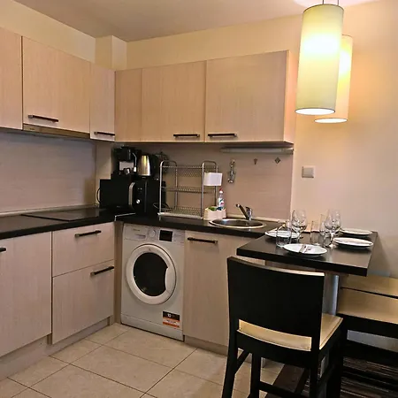 Warm Evenings And Free Bottle Of Wine In Perun Daire Bansko