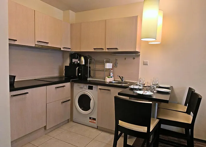 Warm Evenings And Free Bottle Of Wine In Perun Daire Bansko