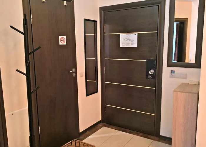 Warm Evenings And Free Bottle Of Wine In Perun Bansko